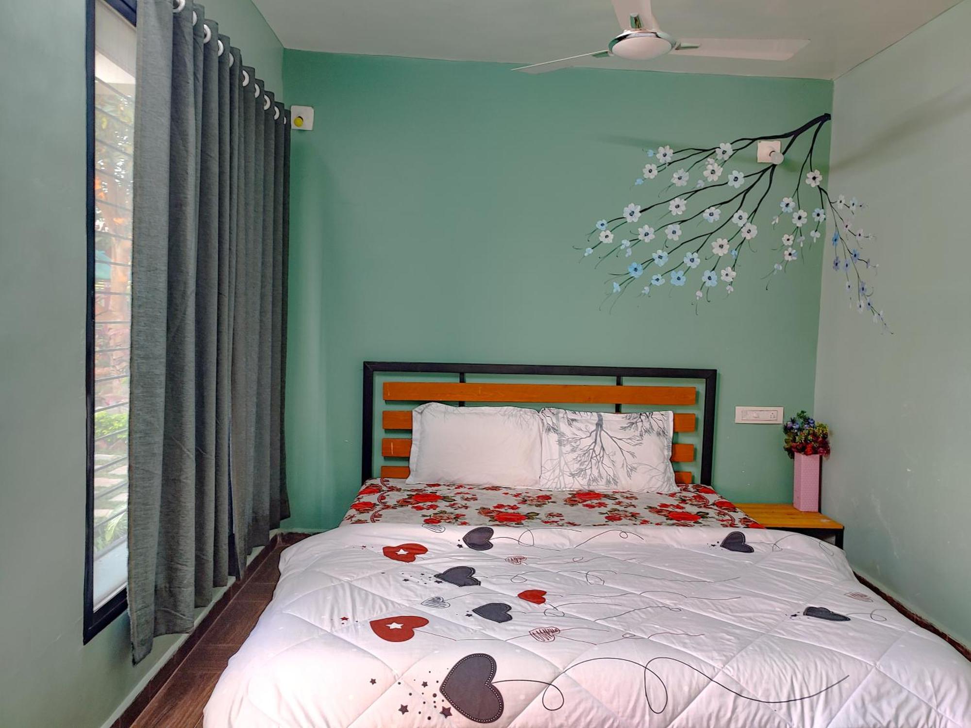Van Vagdo Resort Rajpipla ภายนอก รูปภาพ